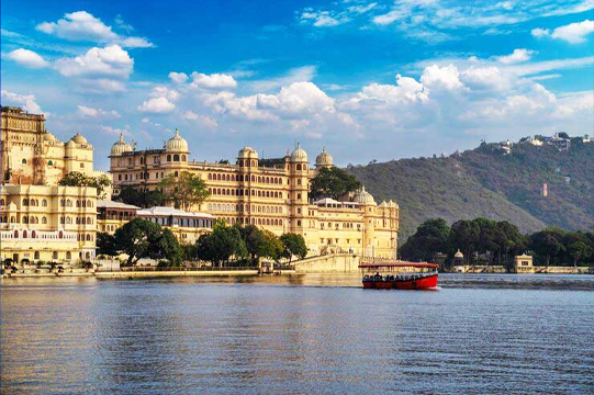 Pichola-Lake-udaipur